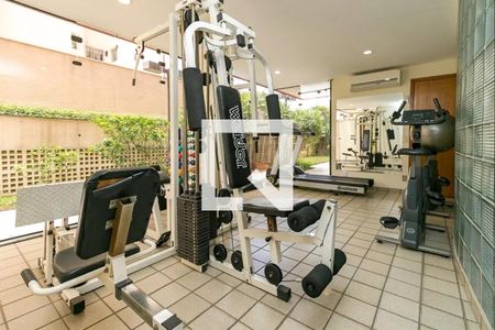 Apartamento à venda com 136m², 2 quartos e 2 vagasAcademia