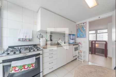 Apartamento à venda com 136m², 2 quartos e 2 vagasCozinha