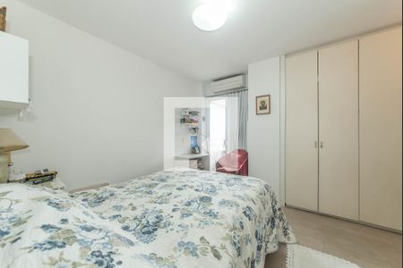 Apartamento à venda com 136m², 2 quartos e 2 vagasSuíte 2