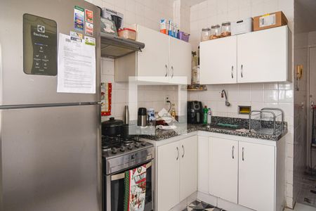 Cozinha de apartamento à venda com 2 quartos, 76m² em Icaraí, Niterói