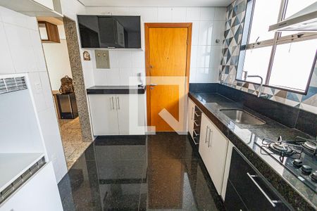 Apartamento para alugar com 90m², 3 quartos e 2 vagas Apartamento para alugar com 90m², 3 quartos e 2 vagasCozinha
