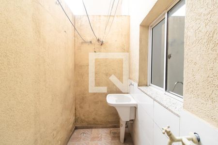 Casa de condomínio à venda com 69m², 2 quartos e 1 vaga Casa de condomínio à venda com 69m², 2 quartos e 1 vagaÁrea de Serviço