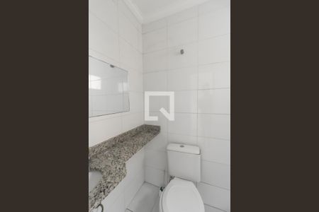 Casa de condomínio à venda com 69m², 2 quartos e 1 vaga Casa de condomínio à venda com 69m², 2 quartos e 1 vagaBanheiro da Suíte 1
