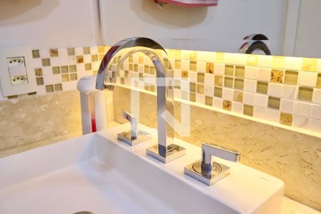 Apartamento à venda com 67m², 2 quartos e 1 vagaBanheiro do Quarto 2