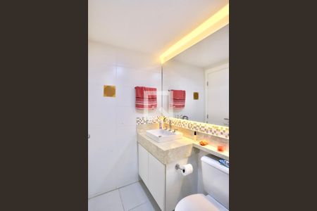 Apartamento à venda com 67m², 2 quartos e 1 vagaBanheiro do Quarto 2