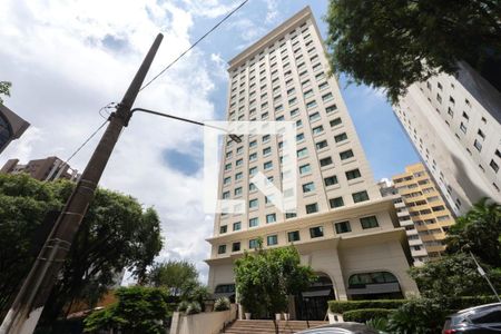 Apartamento à venda com 32m², 1 quarto e 1 vaga Apartamento à venda com 32m², 1 quarto e 1 vagaFachada