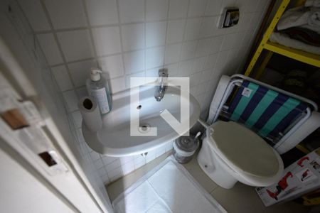 Apartamento à venda com 78m², 2 quartos e 2 vagasBanheiro de Serviço