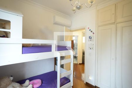 Apartamento à venda com 78m², 2 quartos e 2 vagasQuarto 