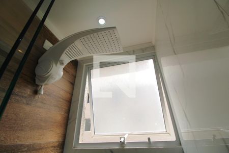 Apartamento à venda com 45m², 2 quartos e sem vagaChuveiro