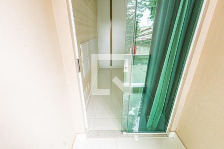 Casa para alugar com 65m², 2 quartos e 1 vagaVaranda