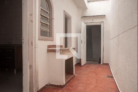 Casa de condomínio para alugar com 47m², 1 quarto e sem vagaQuintal