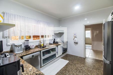 Casa de condomínio para alugar com 600m², 6 quartos e 6 vagasCozinha