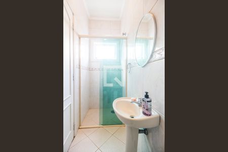 Casa de condomínio para alugar com 600m², 6 quartos e 6 vagasBanheiro de serviço