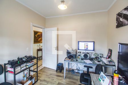 Casa de condomínio para alugar com 600m², 6 quartos e 6 vagasEscritório