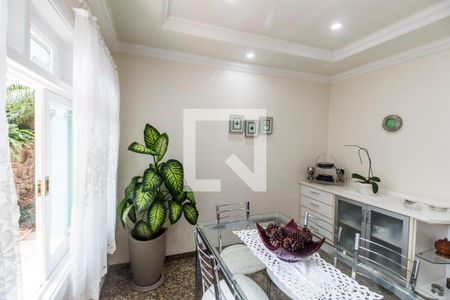 Casa de condomínio para alugar com 600m², 6 quartos e 6 vagasCopa