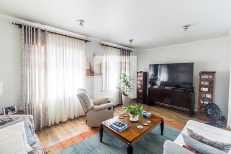 Casa de condomínio para alugar com 600m², 6 quartos e 6 vagasSala de TV