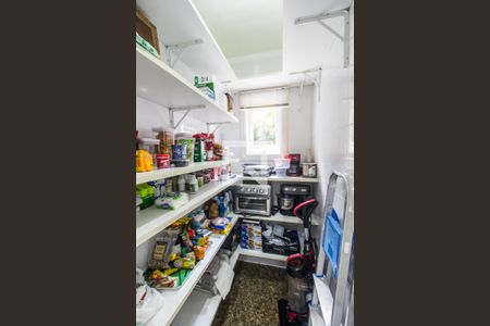 Casa de condomínio para alugar com 600m², 6 quartos e 6 vagasDespensa