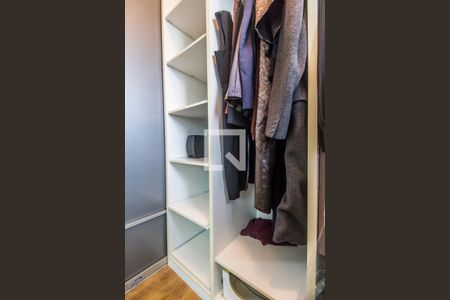 Casa de condomínio para alugar com 600m², 6 quartos e 6 vagasCloset da suíte 2