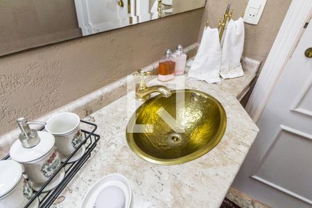 Casa de condomínio para alugar com 600m², 6 quartos e 6 vagasDetalhe do banheiro