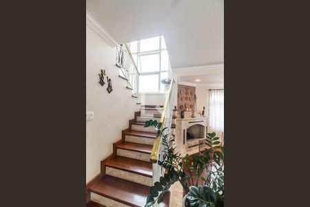 Casa de condomínio para alugar com 600m², 6 quartos e 6 vagasEscada