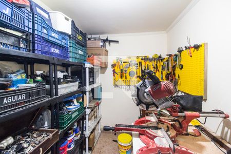 Casa de condomínio para alugar com 600m², 6 quartos e 6 vagasDepósito