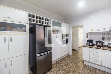 Casa de condomínio para alugar com 600m², 6 quartos e 6 vagasCozinha