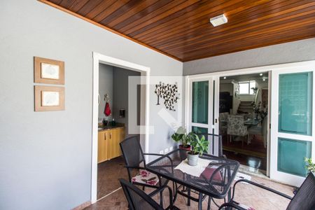 Casa de condomínio para alugar com 600m², 6 quartos e 6 vagasVaranda