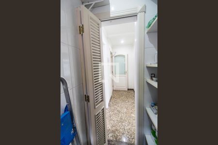 Casa de condomínio para alugar com 600m², 6 quartos e 6 vagasDespensa