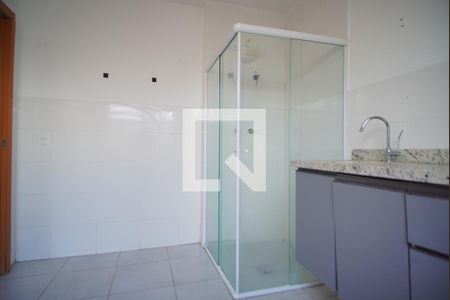 Banheiro de apartamento para alugar com 1 quarto, 44m² em Rubem Berta, Porto Alegre