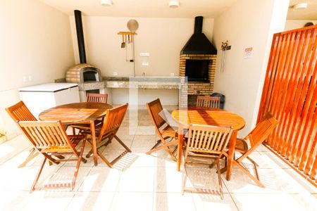 Apartamento à venda com 68m², 2 quartos e 1 vaga Apartamento à venda com 68m², 2 quartos e 1 vagaÁrea comum - Churrasqueira