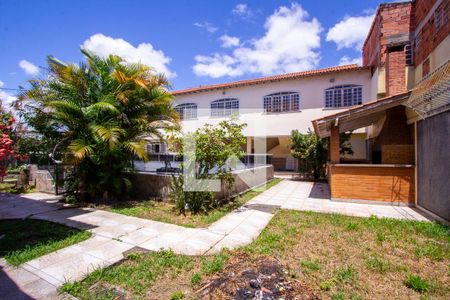 Casa para alugar com 511m², 4 quartos e 5 vagasQuintal