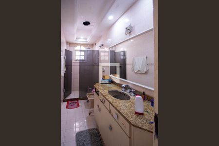 Casa para alugar com 511m², 4 quartos e 5 vagasBanheiro Social 1