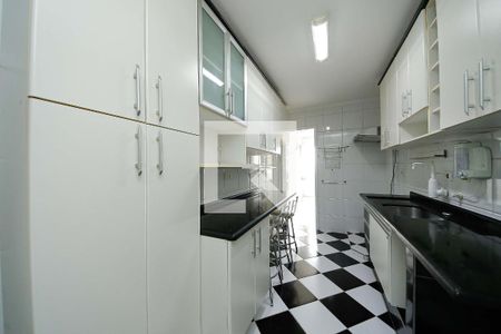 Cozinha de apartamento à venda com 3 quartos, 70m² em Vila Bancaria, São Paulo