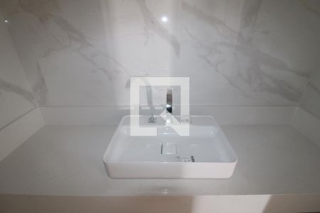 Apartamento à venda com 353m², 5 quartos e 4 vagasQuarto 2 - Banheiro