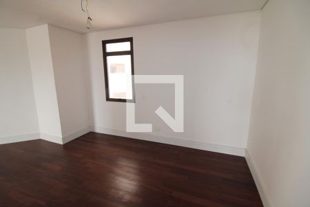 Apartamento à venda com 353m², 5 quartos e 4 vagasCorredor 2