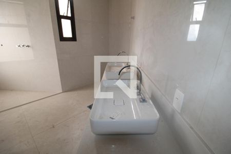 Apartamento à venda com 353m², 5 quartos e 4 vagasQuarto 4 - Banheiro