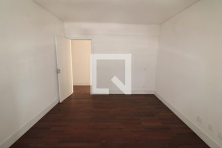 Apartamento à venda com 353m², 5 quartos e 4 vagasQuarto 1