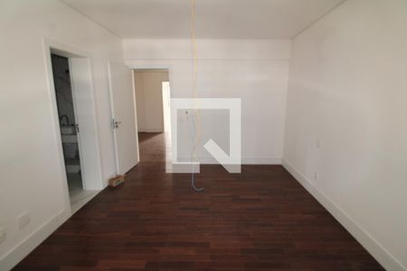Apartamento à venda com 353m², 5 quartos e 4 vagasQuarto 2