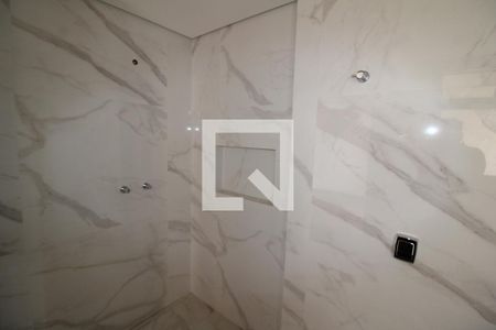 Apartamento à venda com 353m², 5 quartos e 4 vagasQuarto 3 - Banheiro