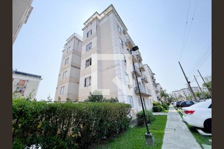 Apartamento à venda com 74m², 2 quartos e 1 vagaÁrea comum