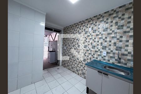 Apartamento à venda com 74m², 2 quartos e 1 vagaCozinha