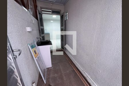 Apartamento à venda com 74m², 2 quartos e 1 vagaÁrea de Serviço