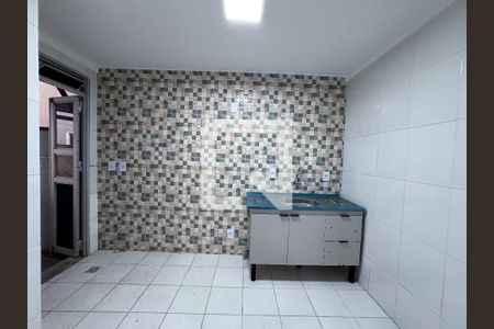 Apartamento à venda com 74m², 2 quartos e 1 vagaCozinha