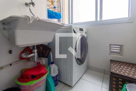 Apartamento à venda com 28m², 1 quarto e sem vagaÁrea de Serviço