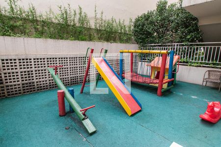 Apartamento à venda com 105m², 2 quartos e 2 vagasPlayground