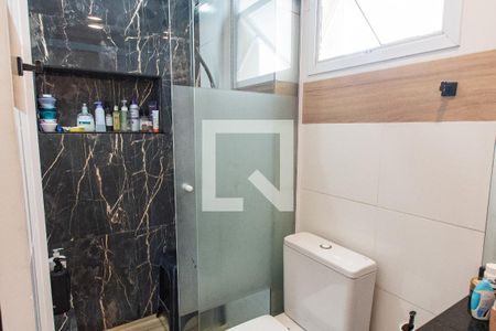 Apartamento à venda com 105m², 2 quartos e 2 vagasBanheiro da suíte 1