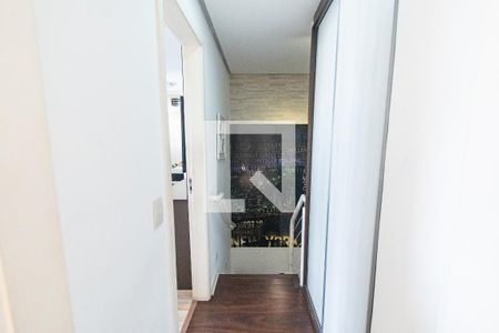 Apartamento à venda com 105m², 2 quartos e 2 vagasCorredor