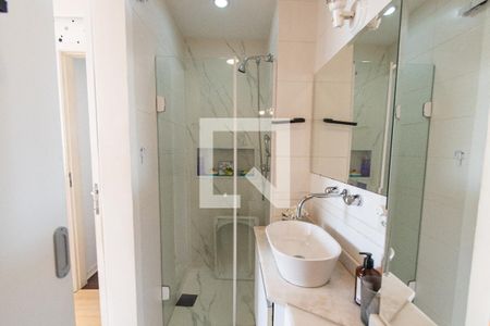 Apartamento à venda com 105m², 2 quartos e 2 vagasBanheiro da suíte 2