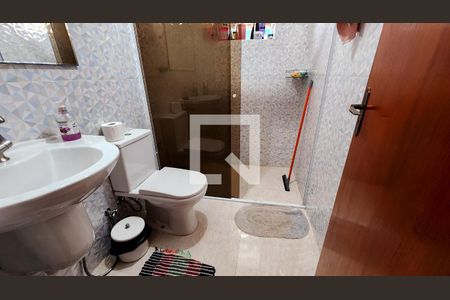 Casa à venda com 124m², 4 quartos e 4 vagas Casa à venda com 124m², 4 quartos e 4 vagasBanheiro 1