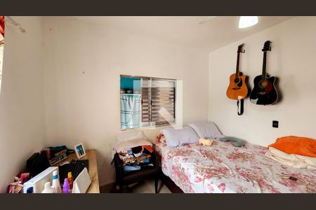 Casa à venda com 124m², 4 quartos e 4 vagas Casa à venda com 124m², 4 quartos e 4 vagasQuarto 3